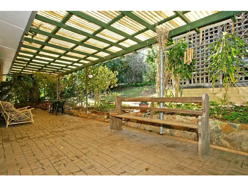 11 Jones Road, Kalamunda WA 6076