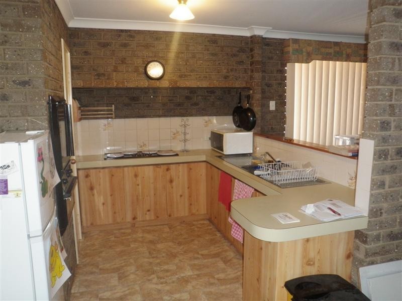 42 Palmer Crescent, High Wycombe WA 6057