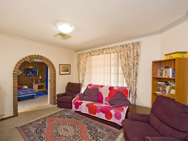 83 Newburn Road, High Wycombe WA 6057