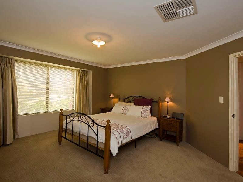 62 Larwood Crescent, High Wycombe WA 6057