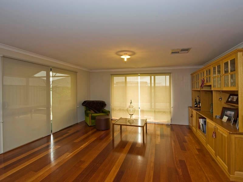 62 Larwood Crescent, High Wycombe WA 6057