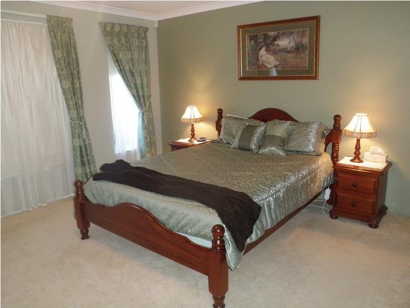 23 Oldham Pass, High Wycombe WA 6057