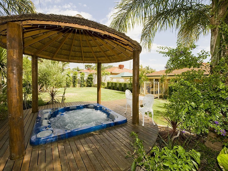 6 Munday Road, High Wycombe WA 6057