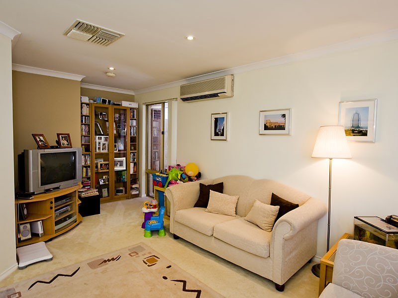 6 Munday Road, High Wycombe WA 6057