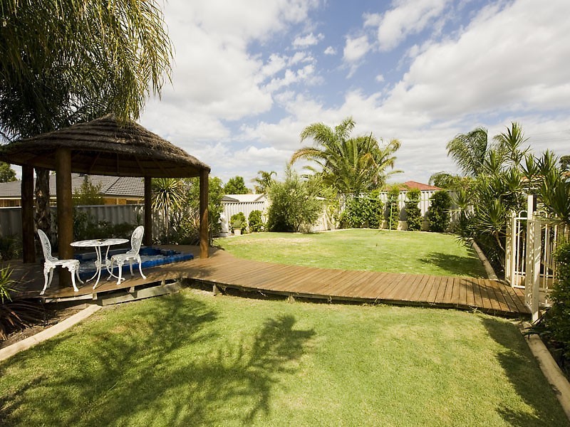 6 Munday Road, High Wycombe WA 6057