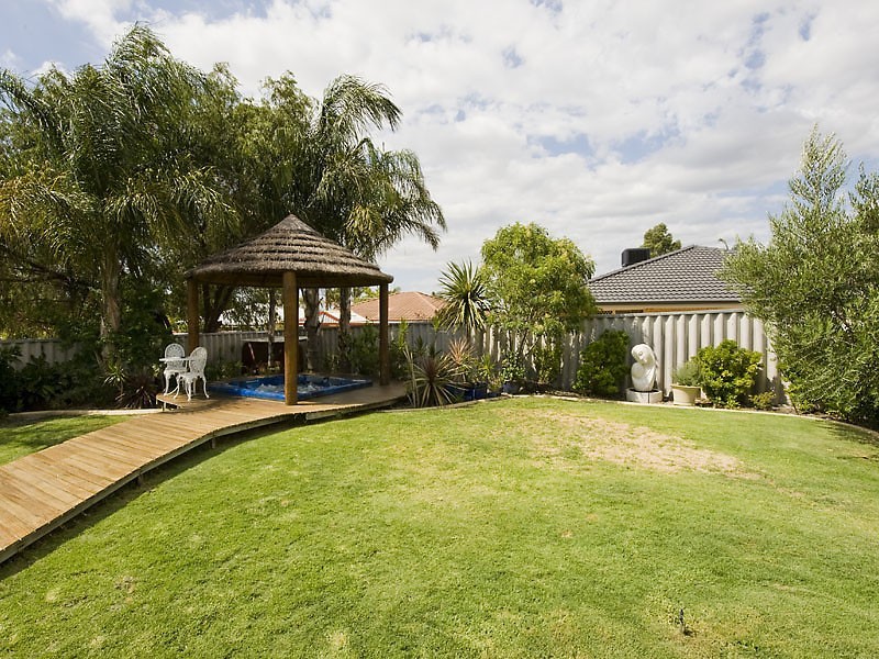 6 Munday Road, High Wycombe WA 6057