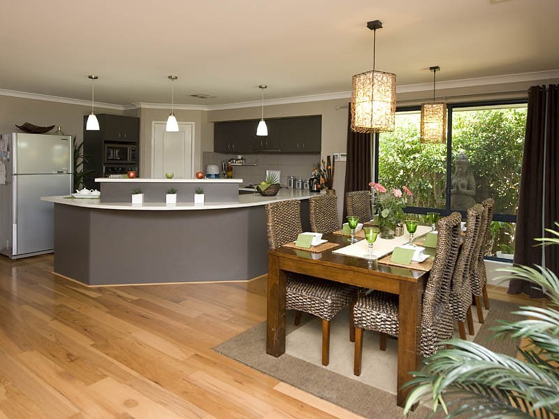 27 Wimbridge Road, Wattle Grove WA 6107