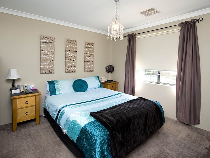 27 Wimbridge Road, Wattle Grove WA 6107