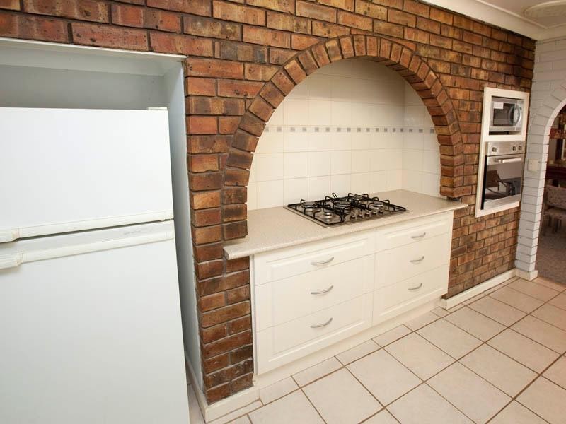 3 Hibiscus Drive, Forrestfield WA 6058