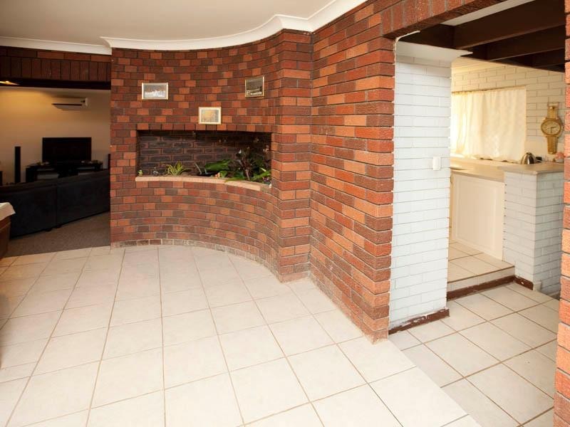 3 Hibiscus Drive, Forrestfield WA 6058