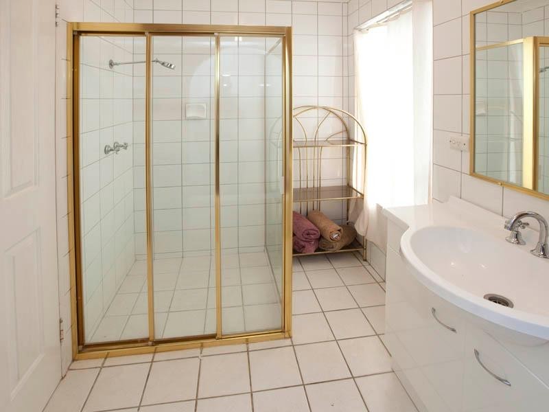 3 Hibiscus Drive, Forrestfield WA 6058