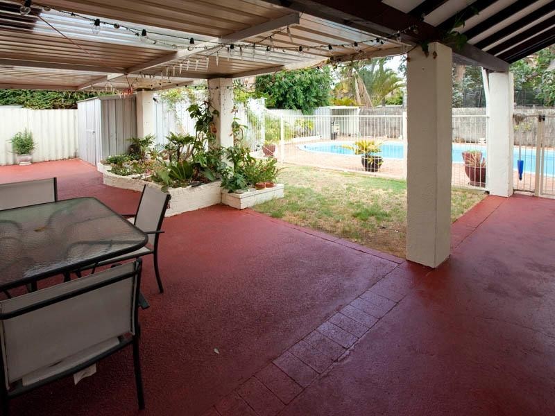 3 Hibiscus Drive, Forrestfield WA 6058