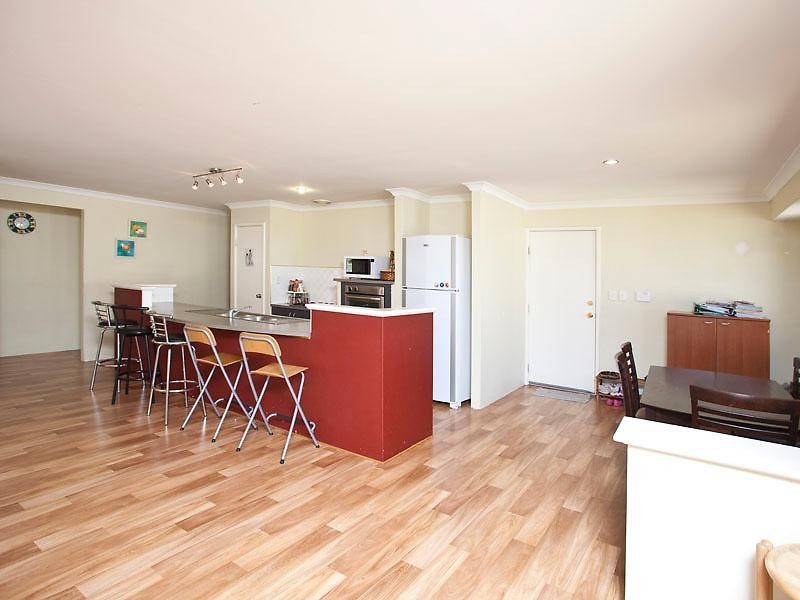 11 Ruby Way, Maida Vale WA 6057