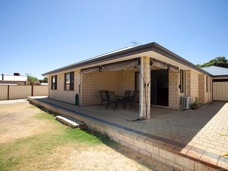 11 Ruby Way, Maida Vale WA 6057