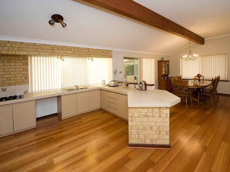 1 Emu Court, High Wycombe WA 6057