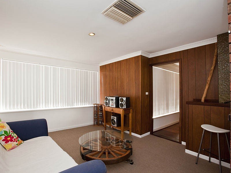 6 Billara Street, Maida Vale WA 6057