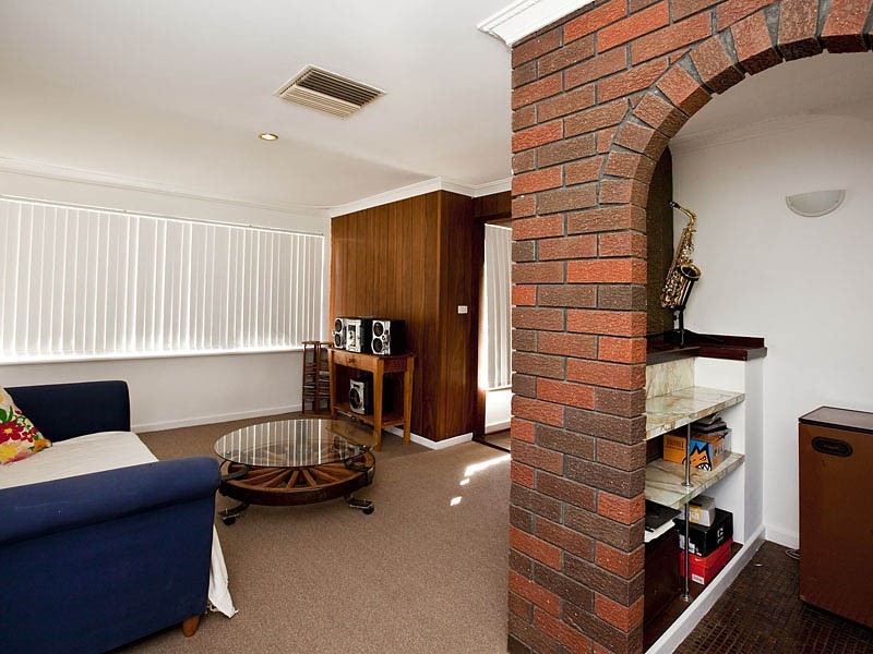 6 Billara Street, Maida Vale WA 6057