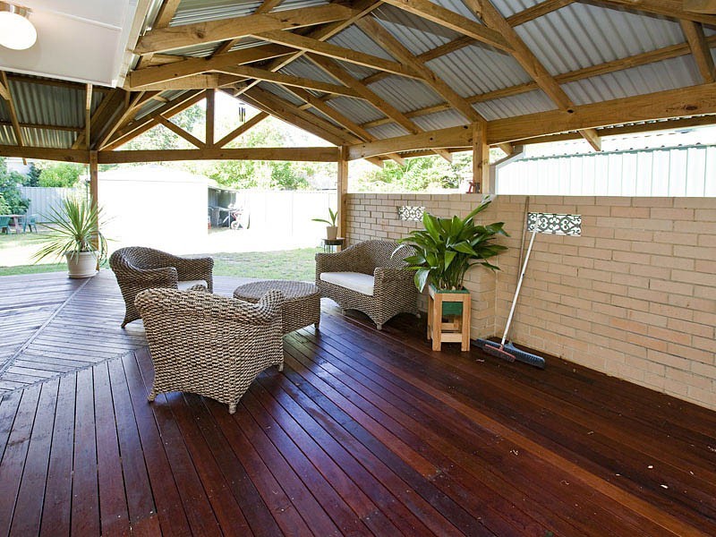 6 Billara Street, Maida Vale WA 6057