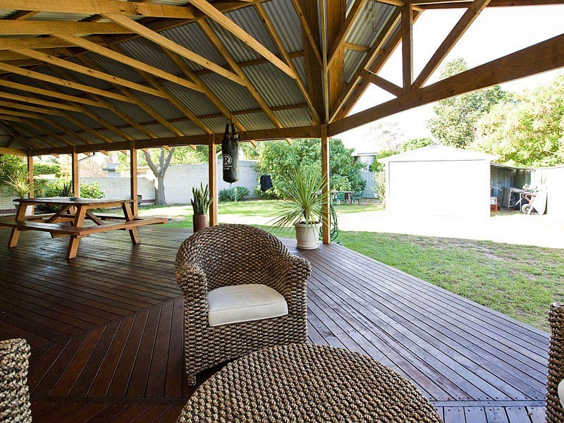 6 Billara Street, Maida Vale WA 6057