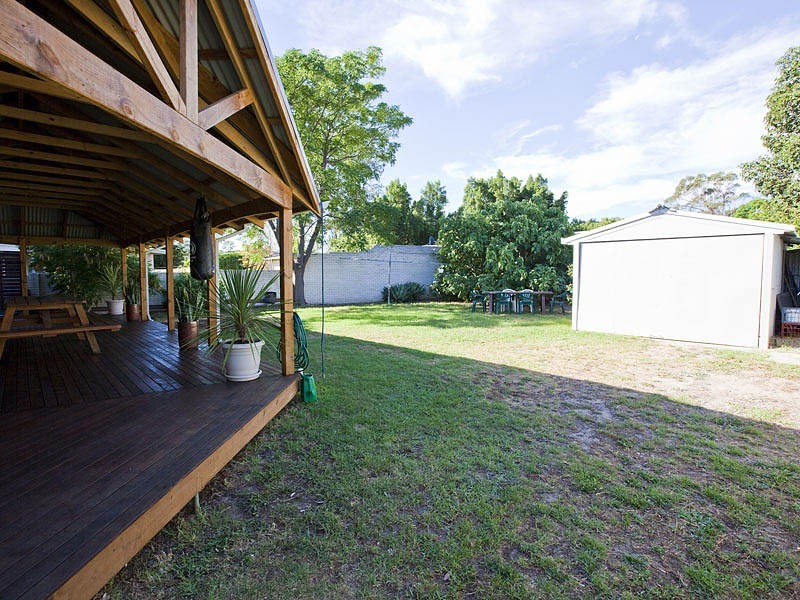 6 Billara Street, Maida Vale WA 6057