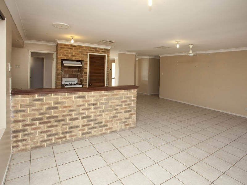 127 Newburn Road, High Wycombe WA 6057