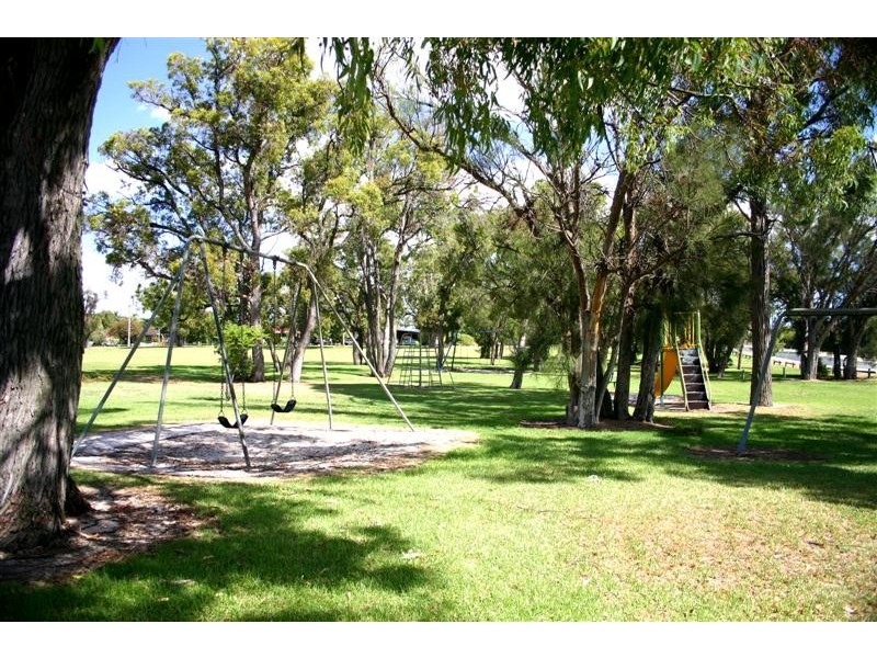 100 Wittenoom Road, High Wycombe WA 6057