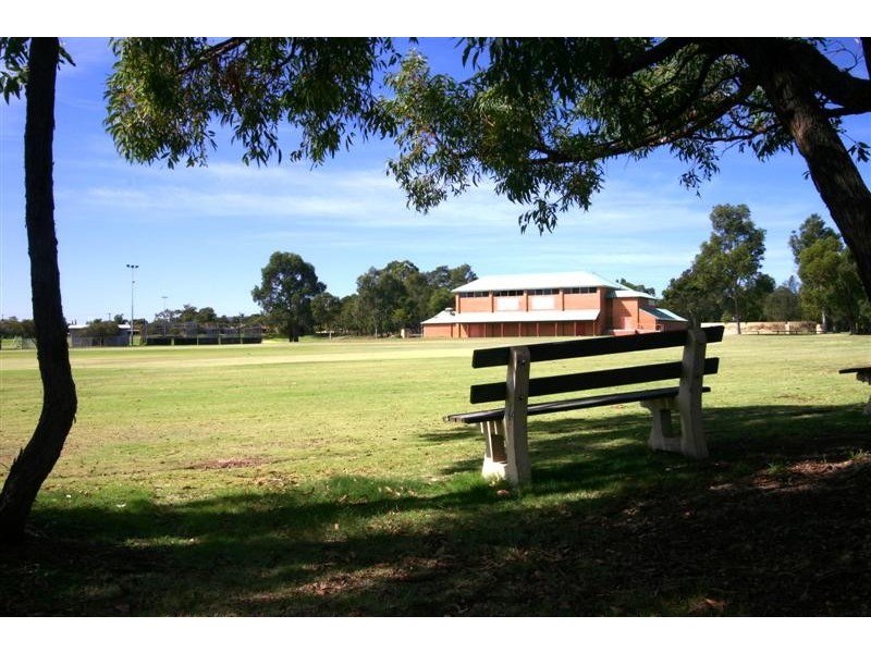 100 Wittenoom Road, High Wycombe WA 6057