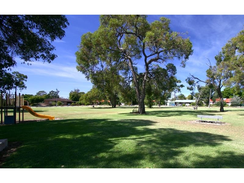 100 Wittenoom Road, High Wycombe WA 6057