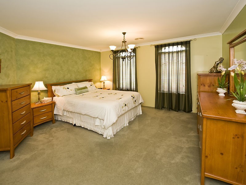 21 FOXTON BLVD, High Wycombe WA 6057