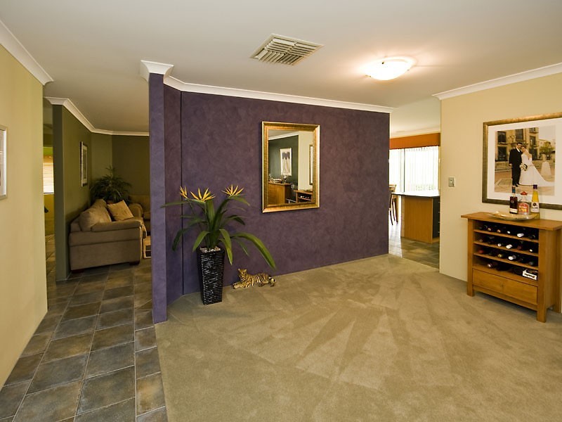 21 FOXTON BLVD, High Wycombe WA 6057