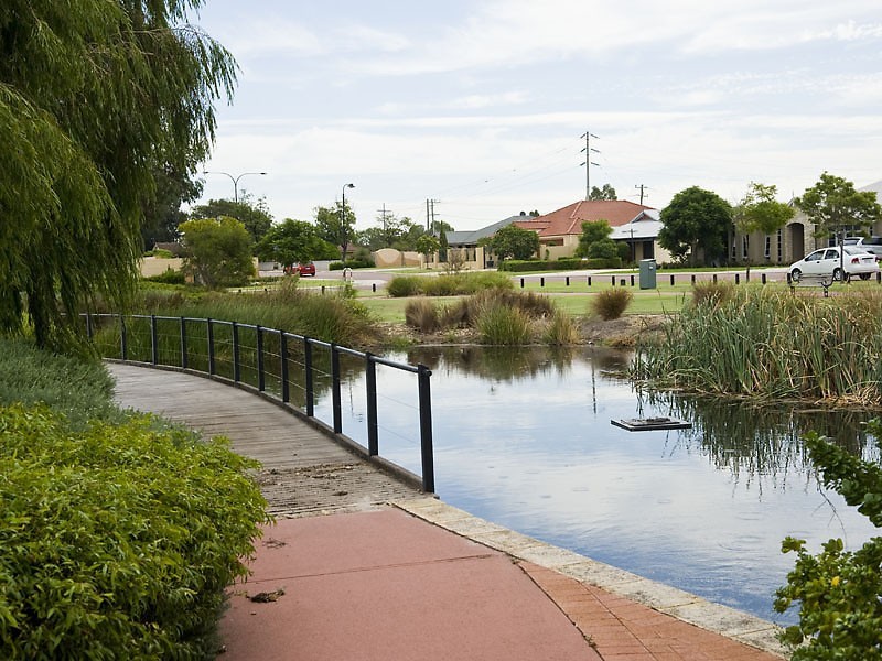 21 FOXTON BLVD, High Wycombe WA 6057