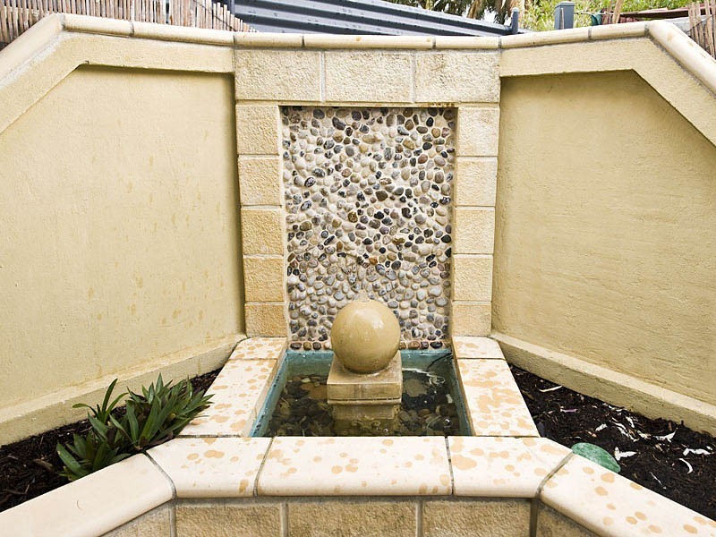 7 / 7 Warlu Place, High Wycombe WA 6057