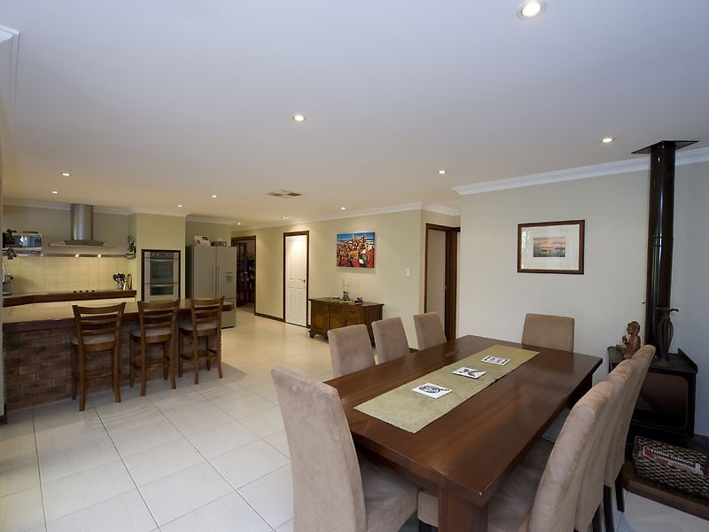 70 Lawnbrook Rd East, Bickley WA 6076