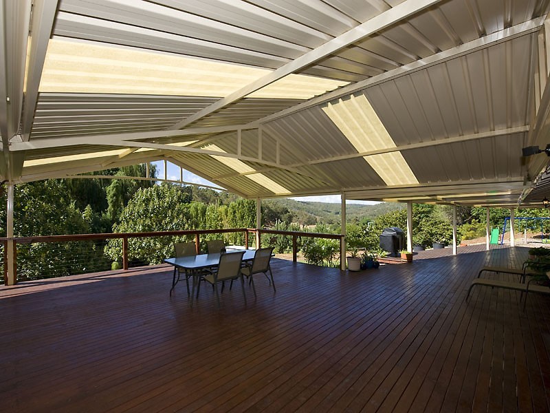 70 Lawnbrook Rd East, Bickley WA 6076
