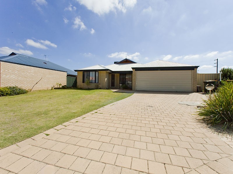 11 Fleet Circle, High Wycombe WA 6057