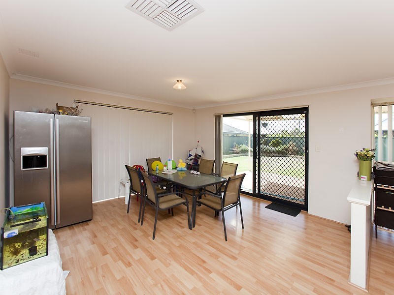 11 Fleet Circle, High Wycombe WA 6057