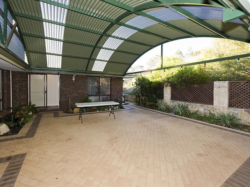 1 Gray Road, Gooseberry Hill WA 6076