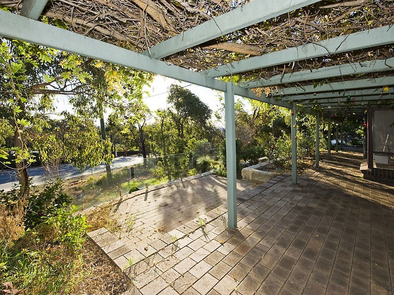 1 Gray Road, Gooseberry Hill WA 6076