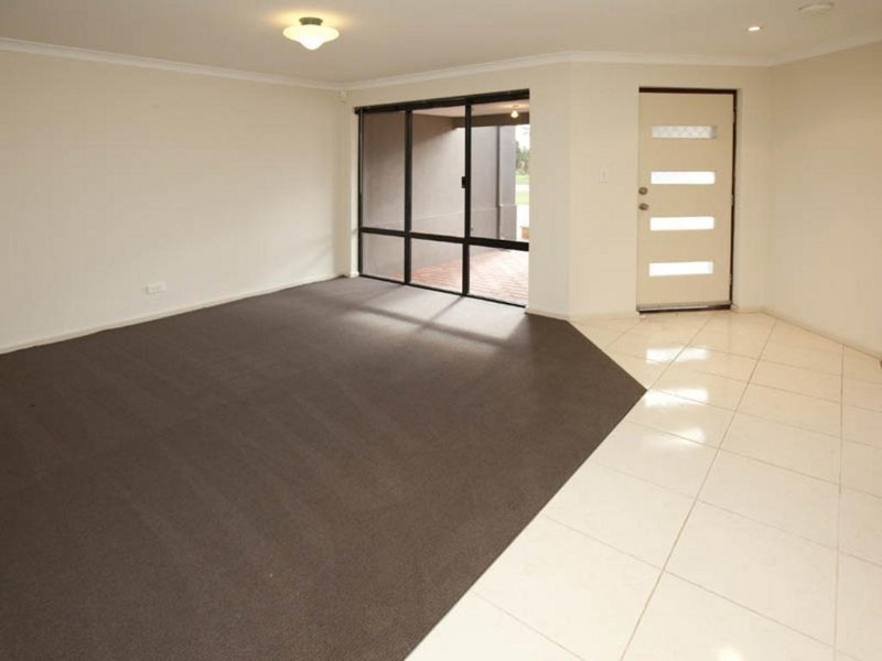 82 Hardey East Road, Wattle Grove WA 6107