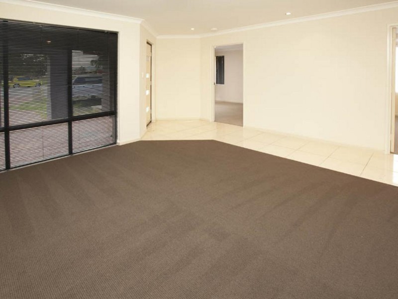 82 Hardey East Road, Wattle Grove WA 6107