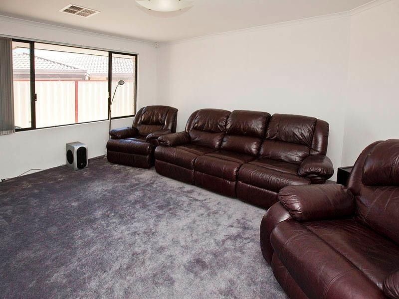63 Myerson Crescent, Maida Vale WA 6057