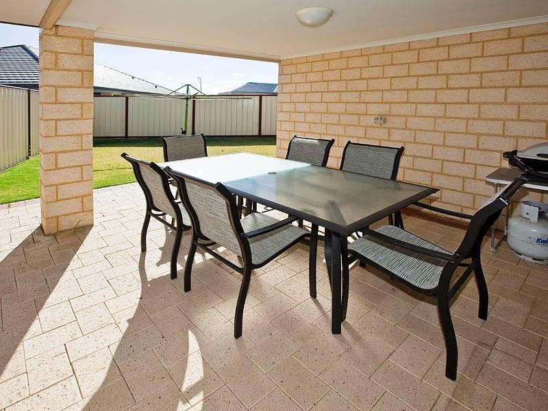 63 Myerson Crescent, Maida Vale WA 6057