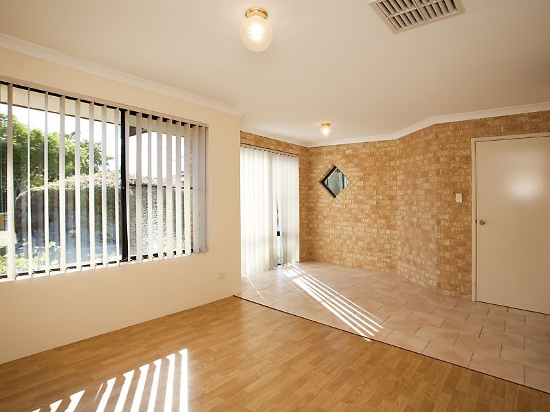 25 Regelia Turn, Ellenbrook WA 6069