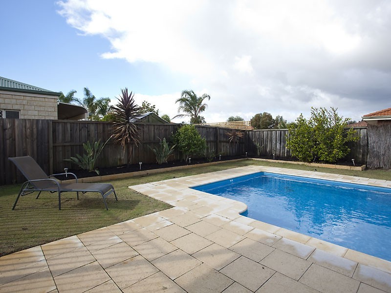 25 Regelia Turn, Ellenbrook WA 6069