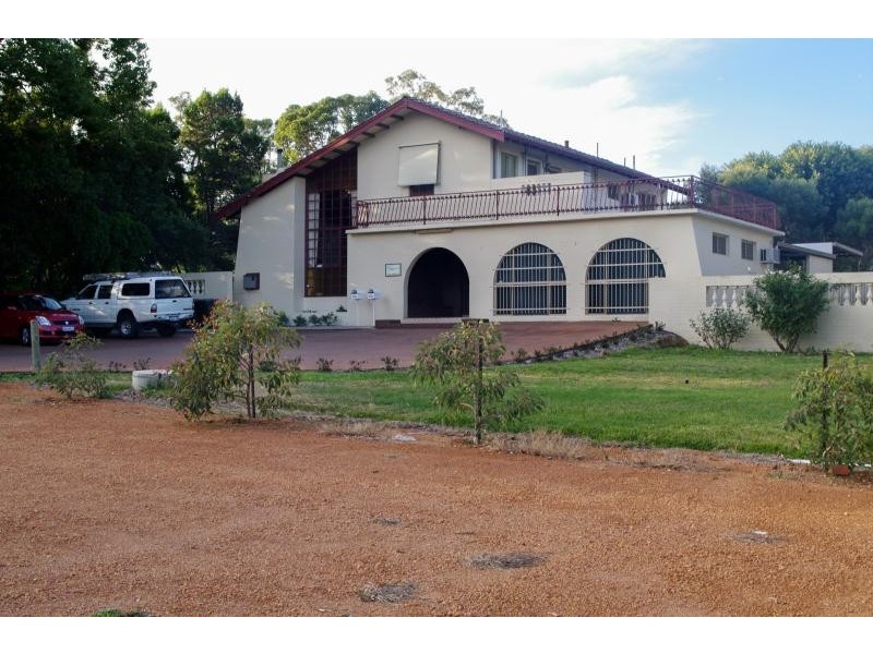 63 Canning Road, Kalamunda WA 6076