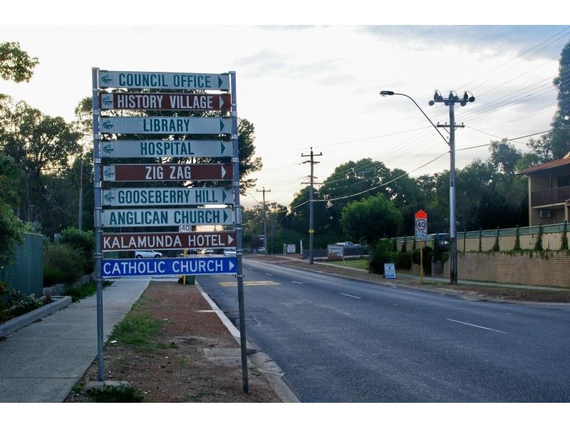 63 Canning Road, Kalamunda WA 6076