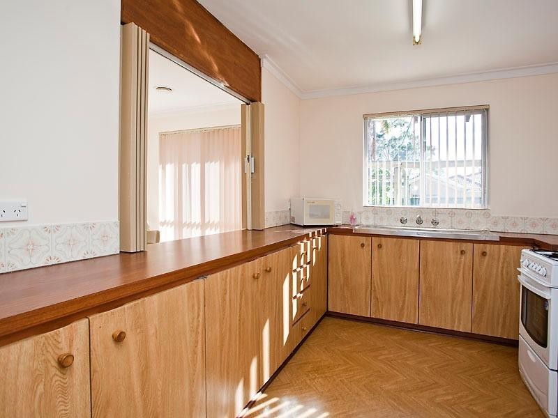 15  Berle Way, High Wycombe WA 6057