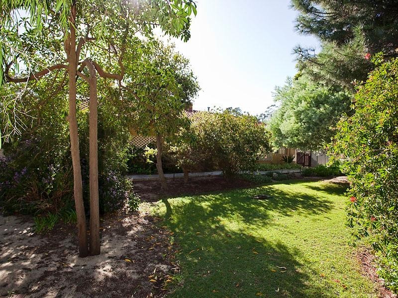 15  Berle Way, High Wycombe WA 6057