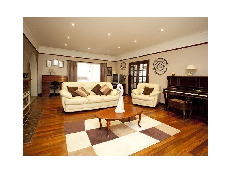 50 Grove Road, Walliston WA 6076