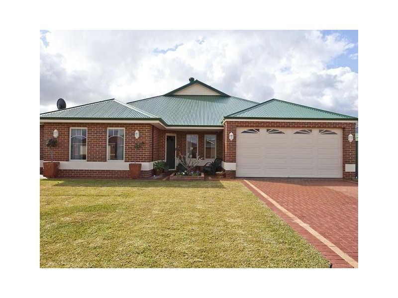 51 Benson Way, High Wycombe WA 6057